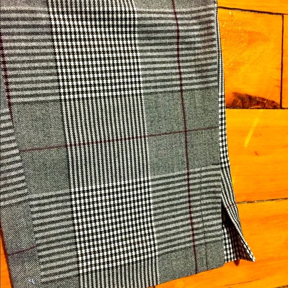 Pants - Picture 4 of 4